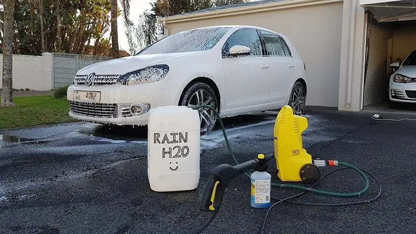 Can I Use rainwater to Wash My Car?