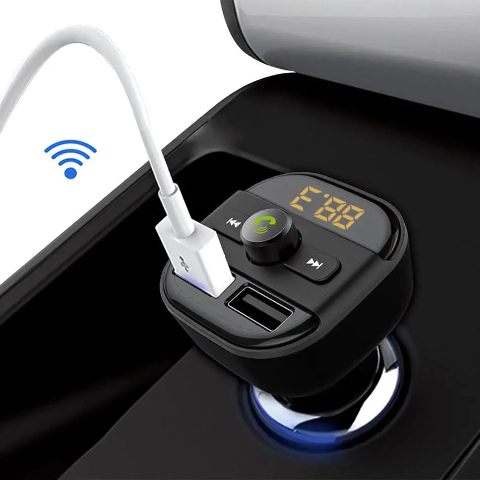 Car Bluetooth FM Transmitter / Dual USB Charger / SD Card Reader