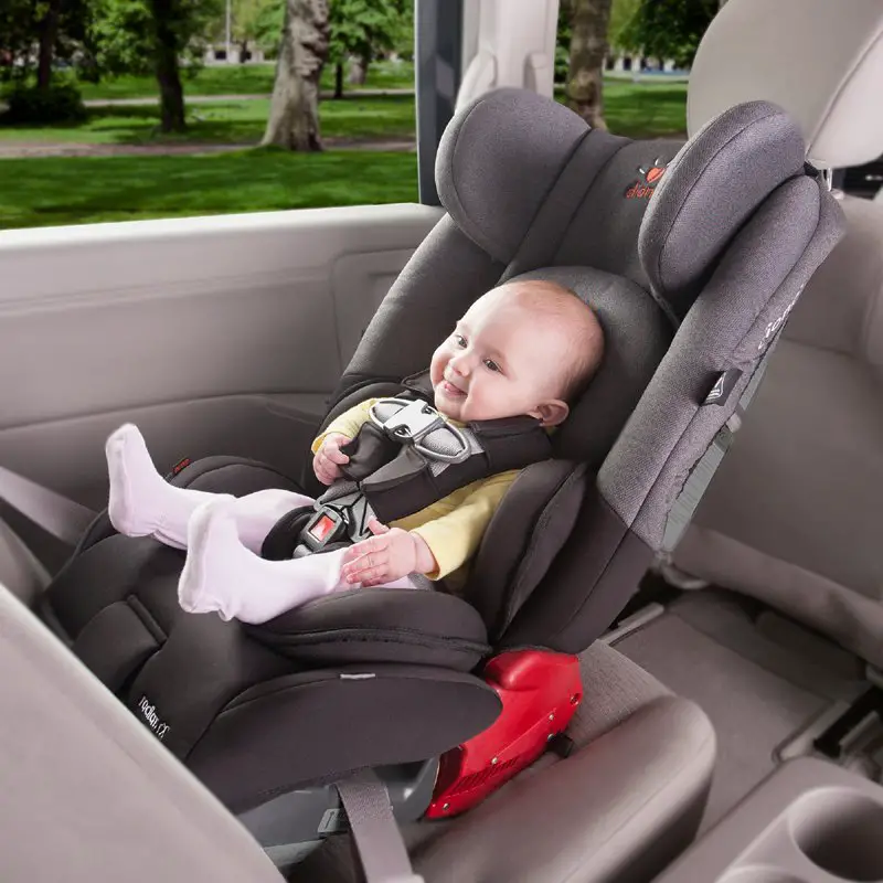 Car Seat Safety: When Should Your Child Turn Forward