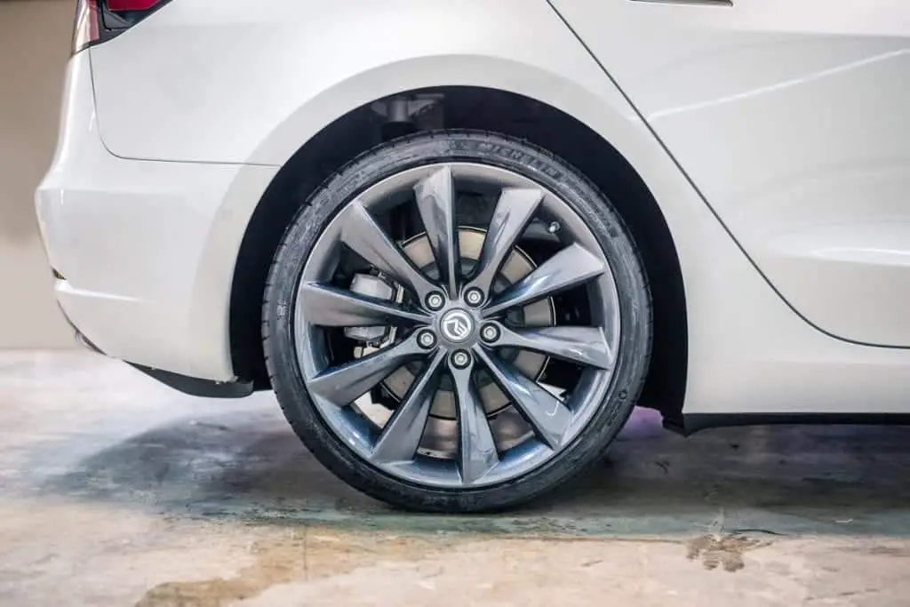 How Does Wheel Size Affect Electric Car Range