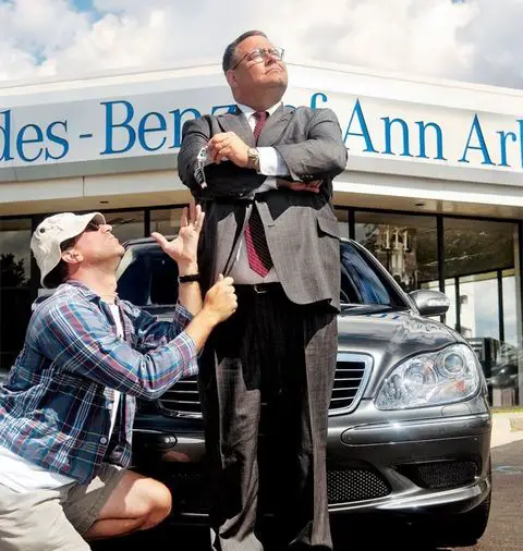 How Much Do Mercedes Benz Salesman Make : How Much Commission Does A ...