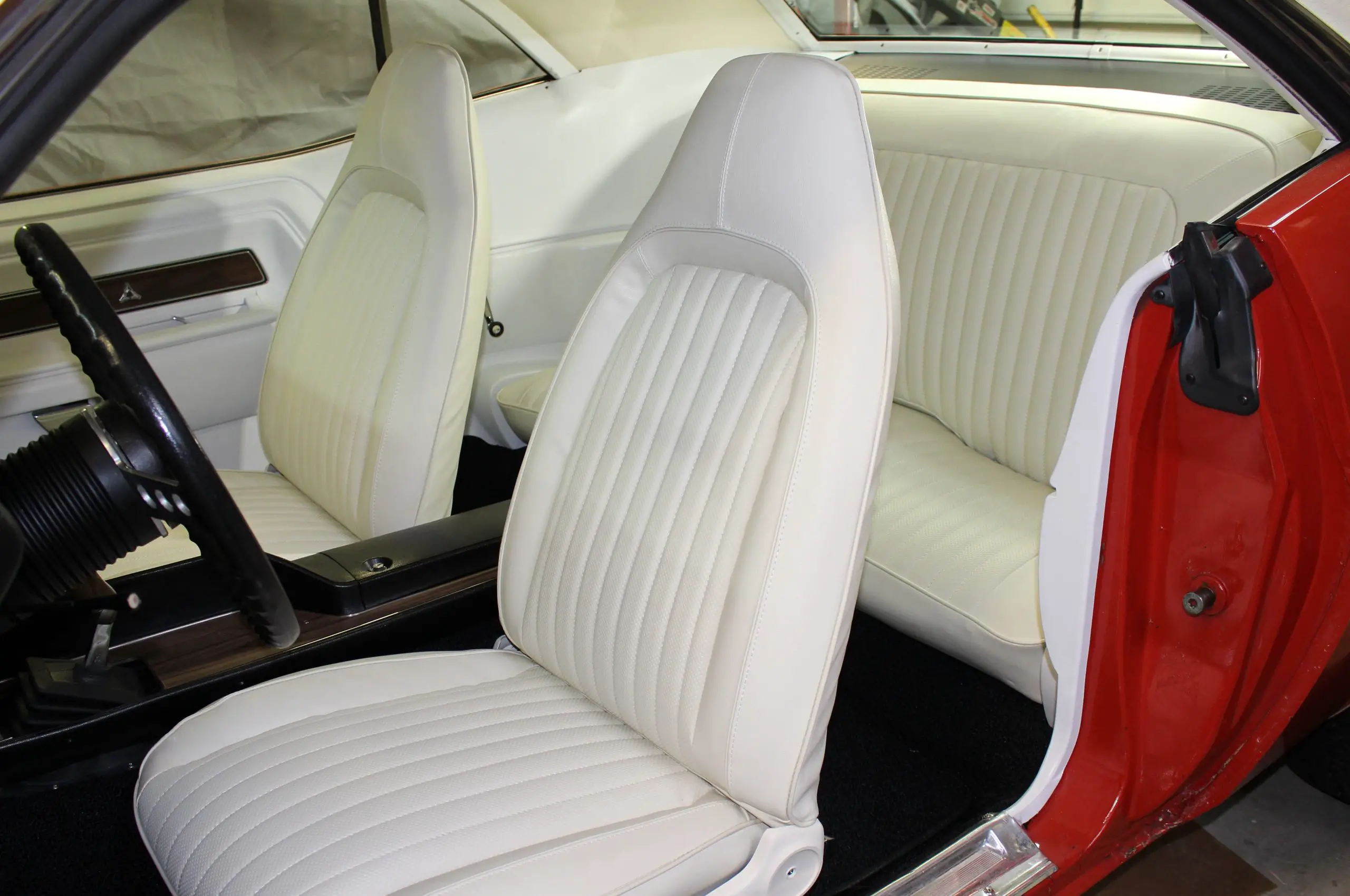 How Much Does It Cost To Reupholster Car Seats In Leather ...