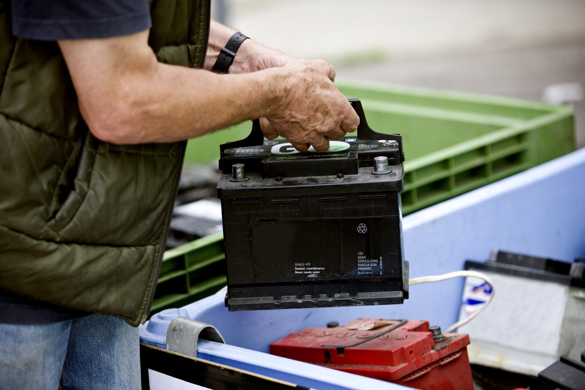 How Often to Replace Car Battery: 5 Auto Tips From the Experts