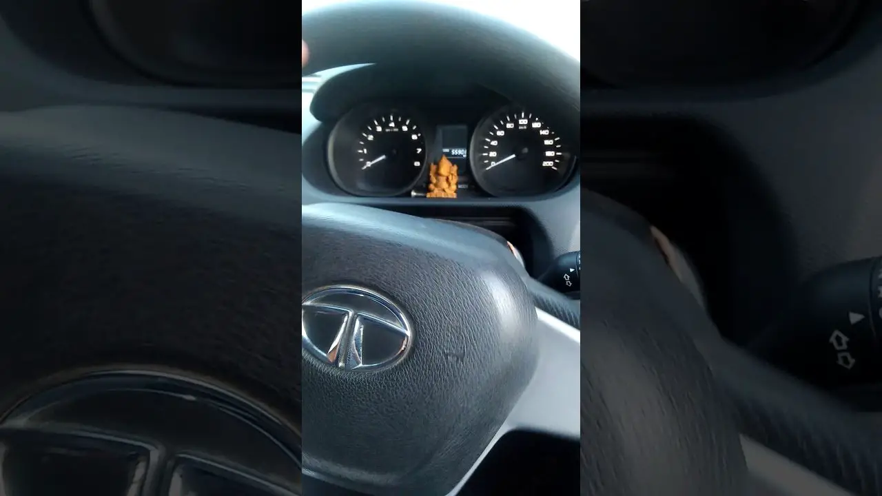 How to Lock and unlock car steering wheel very easily ...