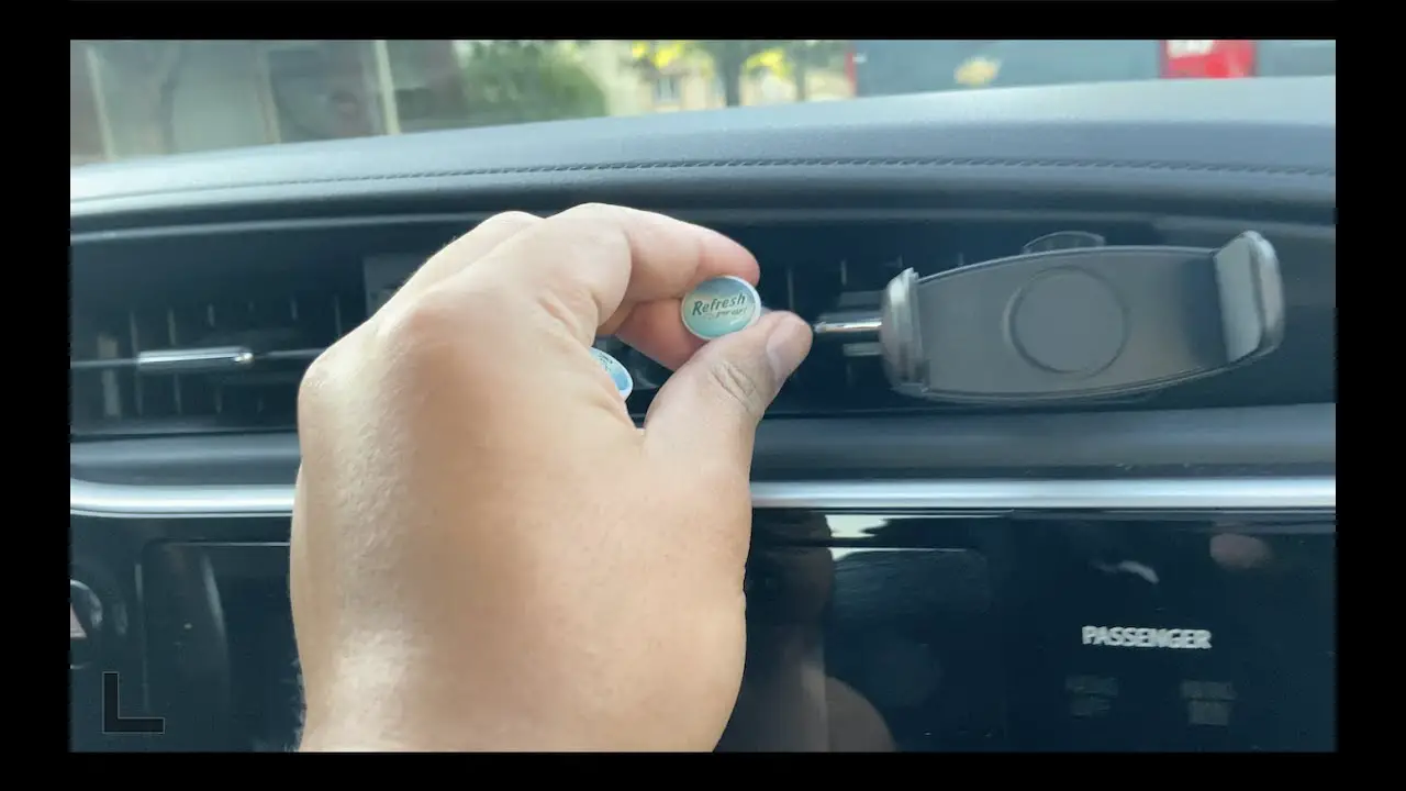 How To Make Your Car Smell Good (VLOG #17)